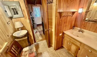 206 Endicott Rd, Belgrade, ME 04917