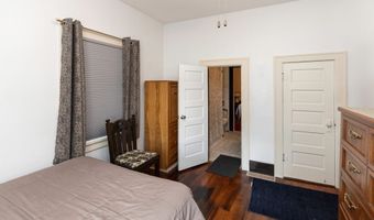 526 SW Walnut St, Ankeny, IA 50023