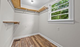 254 Woodland Church Rd, Albertson, NC 28508