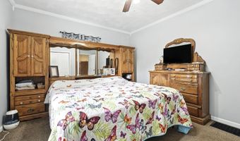 122 E Jefferson St, Auburn, IN 46706