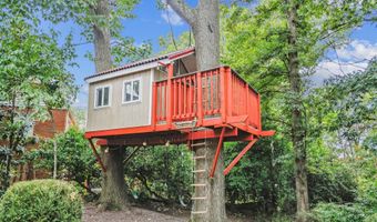 2322 S PIERCE St S, Arlington, VA 22202