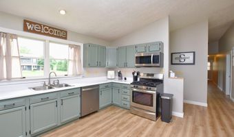 1818 E Moots Creek Loop, Battle Ground, IN 47920