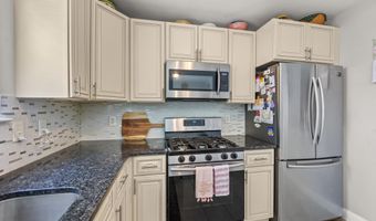 64 OAKTON Dr, Atco, NJ 08004