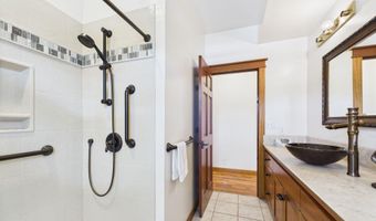 446 Highland Ave, Huron, CA 95570
