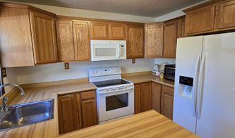 340 E Spring St, Bloomfield, IN 47424