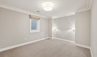 5120 WESSLING Ln, Bethesda, MD 20814