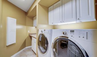 6350 Trailridge Ct, Miami, OH 45140