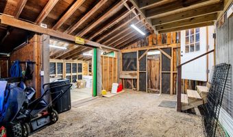 36 High St, Antrim, NH 03440