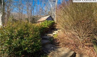 144 Grandfather Farms Rd, Banner Elk, NC 28604