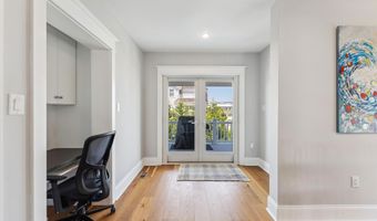 25 W 32nd St, Avalon, NJ 08202