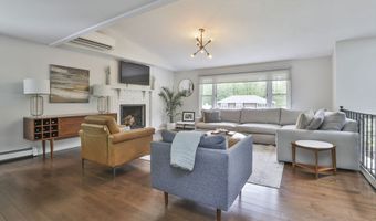 9 Edinburgh Dr, Bedford, NH 03110