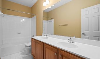 43032 LA RIVA Dr, Ashburn, VA 20148