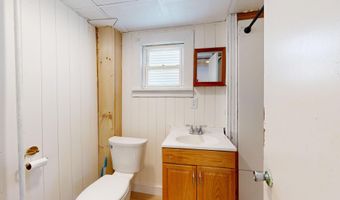 4 Monroe St, Augusta, ME 04330