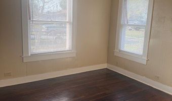 736 S Houston St, Aransas Pass, TX 78336