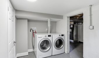 5811 WESTWOOD Ave, Baltimore, MD 21206