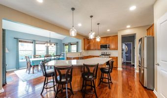 5825 Somerset Blvd E, Bargersville, IN 46106