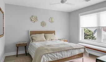 516 Club Dr, Bay Head, NJ 08742