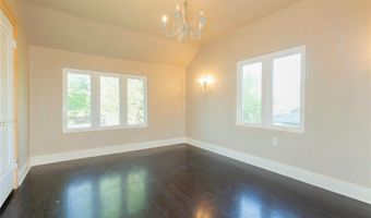 602 E Comanche St, McAlester, OK 74501