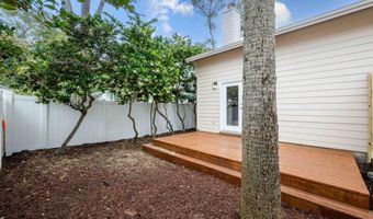 176 E COAST Dr, Atlantic Beach, FL 32233