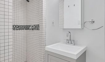 3513 T St NW B, Washington, DC 20007