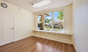 815 Boulder Creek Ln, Ashland, OR 97520