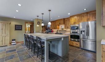 13555 Hawks Beard SM 208, Black Butte Ranch, OR 97759