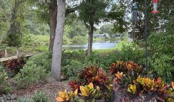 339 Waldorf Dr, Auburndale, FL 33823