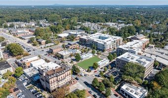 400 Mayfair Ct, Alpharetta, GA 30009
