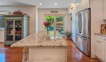 12 Boulevard Dr 35-186, Danbury, CT 06810