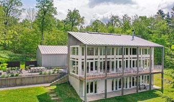 103 Long View Dr, Becket, MA 01223