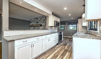31 Prindle Ave, Ansonia, CT 06401