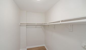 7471 TOWCHESTER Ct, Alexandria, VA 22315