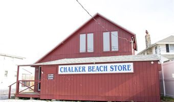 102 Chalker Beach Rd, Old Saybrook, CT 06475