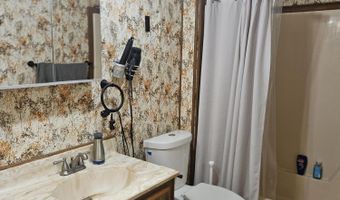 17705 Coyote Ln, Anderson, CA 96007