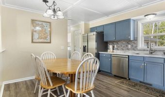 8018 Lake St, Alanson, MI 49706