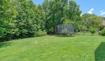 205 Colfax Dr, Boiling Springs, SC 29316