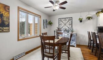 913 E WINDFIELD Pl, Appleton, WI 54911