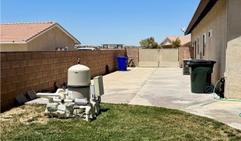 13572 Kurena Rd, Apple Valley, CA 92308
