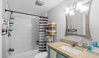 8 Billy Hill Rd, Beaufort, SC 29906