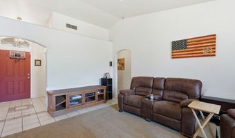 9584 W TINAJAS Dr W, Arizona City, AZ 85123