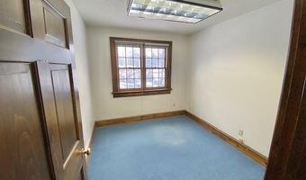 296 Country Club Rd, Avon, CT 06001