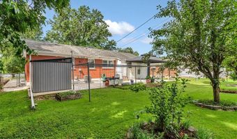 4359 Mohegan Dr, Affton, MO 63123