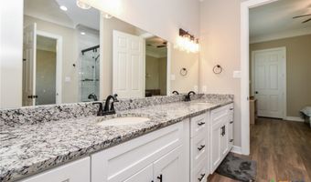 1093 Sunderman Rd, Alleyton, TX 78935