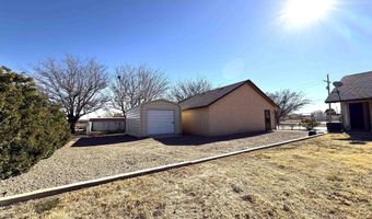 1012 W Castleberry Rd, Artesia, NM 88210