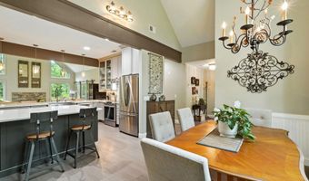 4 Egret Dr, Beaufort, SC 29907