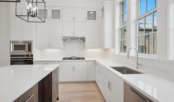 6007 Laurel Ln, Addison, TX 75001