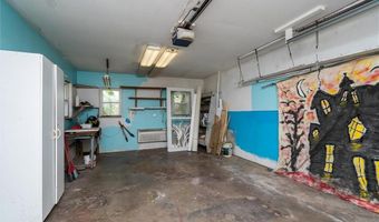 920 Grove St, Baldwin City, KS 66006
