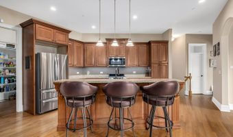 1454 E Northwest Hwy, Arlington Heights, IL 60004
