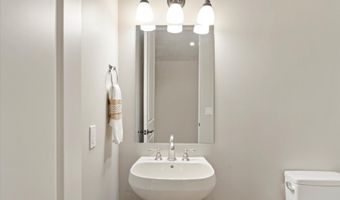 7200 E RIDGEVIEW Pl 9, Carefree, AZ 85377