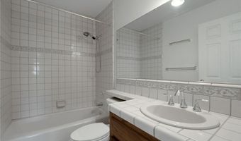 18032 Ohna Rd, Apple Valley, CA 92307